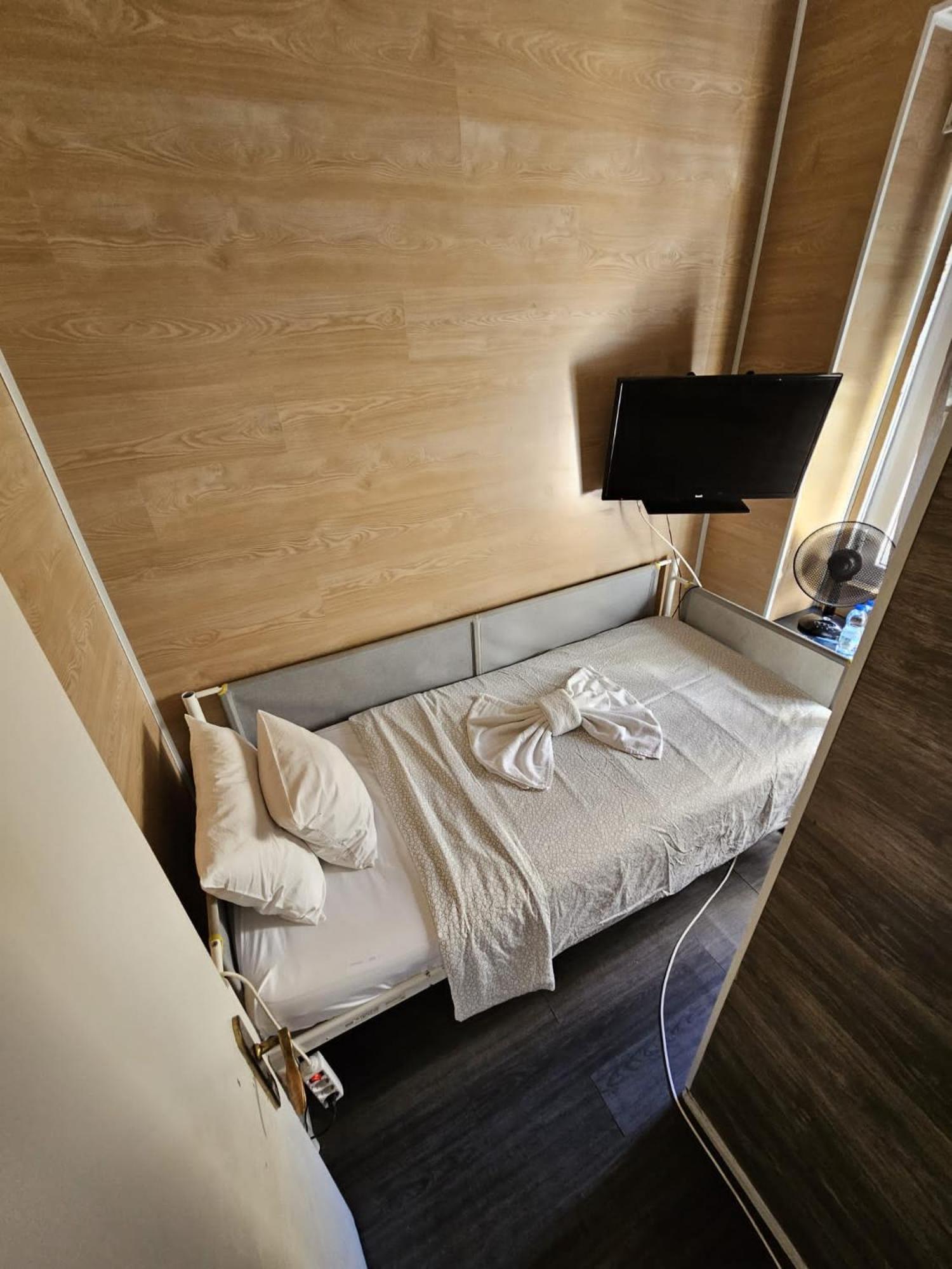 4Sleep Guest House Lisboa Eksteriør billede